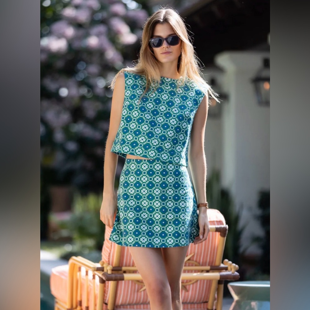 Sleeveless Tile-Print Skirt Set in Teal